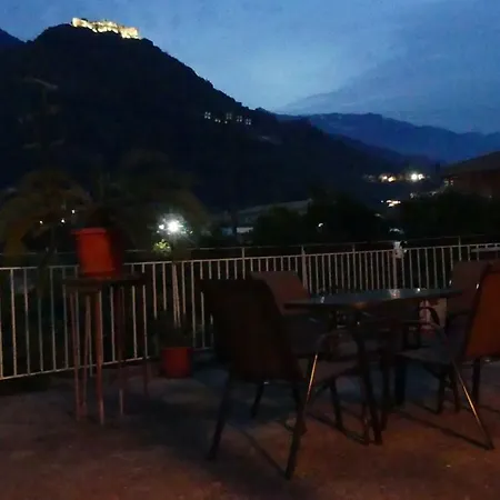 Art Flowers And Culture Apartmán