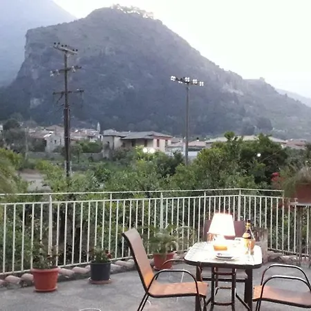 Art Flowers And Culture Mystras