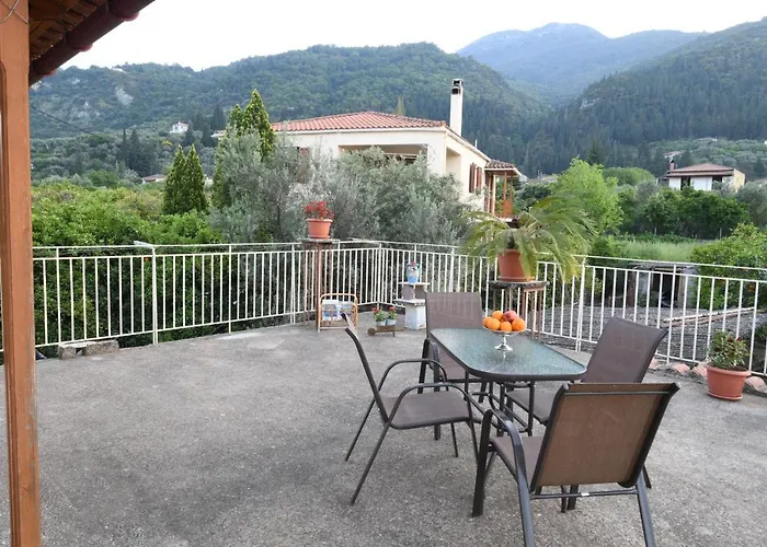 Art Flowers And Culture Μυστράς