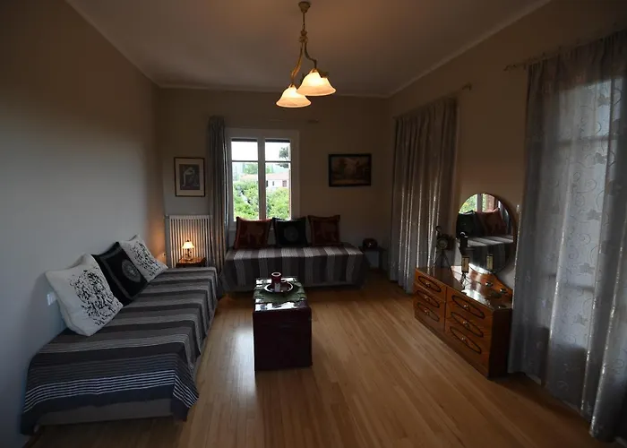 Appartement Art Flowers And Culture